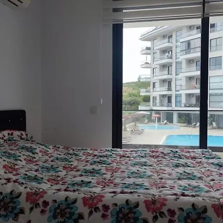 Alanyada Havuzlu,denize Yakin, Lux Апартаменти *